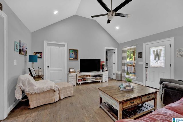 80 BROADWATER DRIVE, Warrior, AL 35180