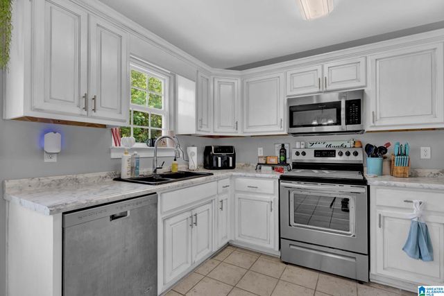 80 BROADWATER DRIVE, Warrior, AL 35180