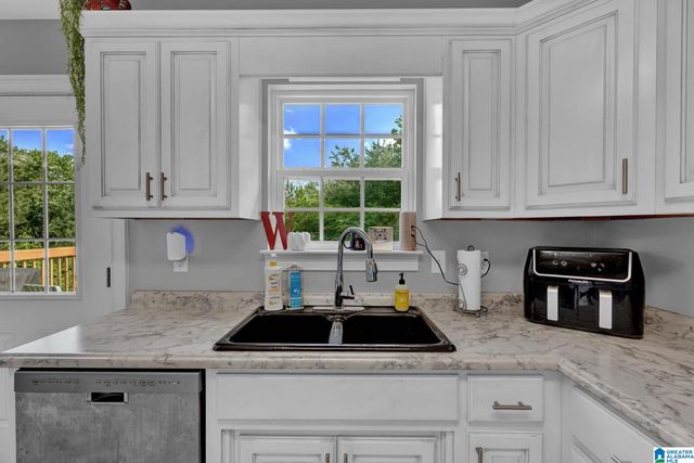 80 BROADWATER DRIVE, Warrior, AL 35180