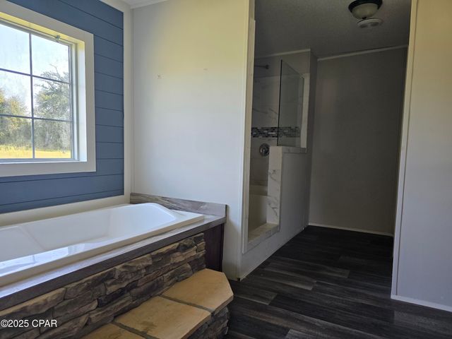 2187 High Road, Marianna, FL 32448