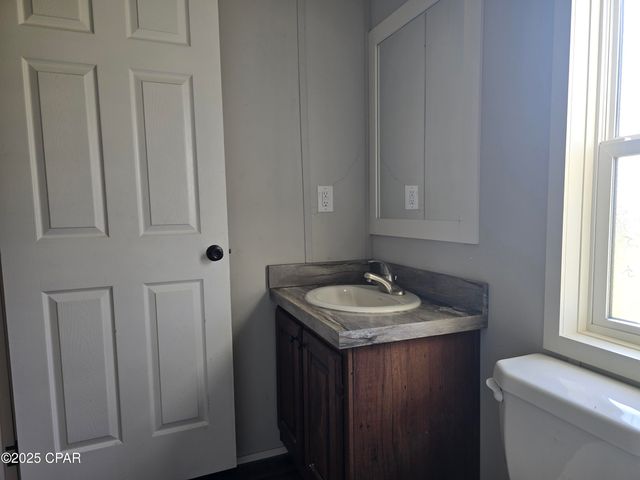 2187 High Road, Marianna, FL 32448