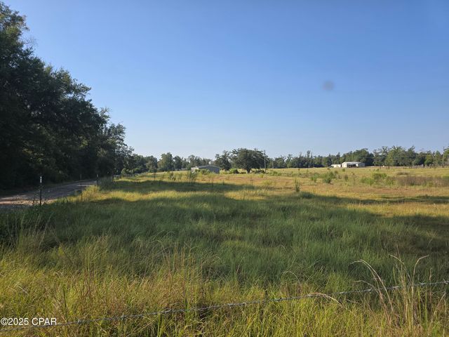 2187 High Road, Marianna, FL 32448