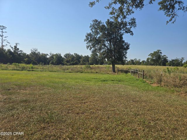 2187 High Road, Marianna, FL 32448