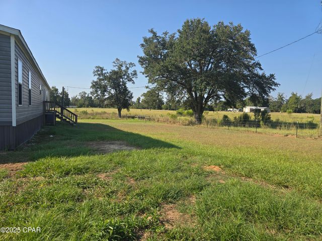 2187 High Road, Marianna, FL 32448