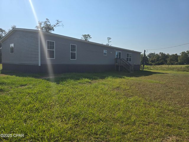 2187 High Road, Marianna, FL 32448