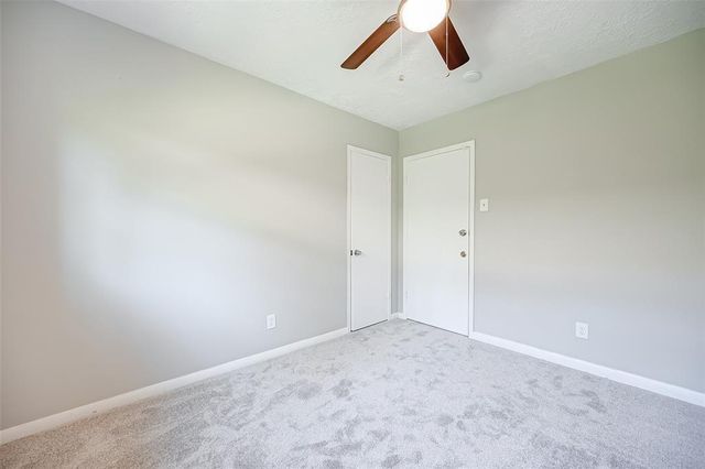 211 Loon River Drive, Houston, TX 77336