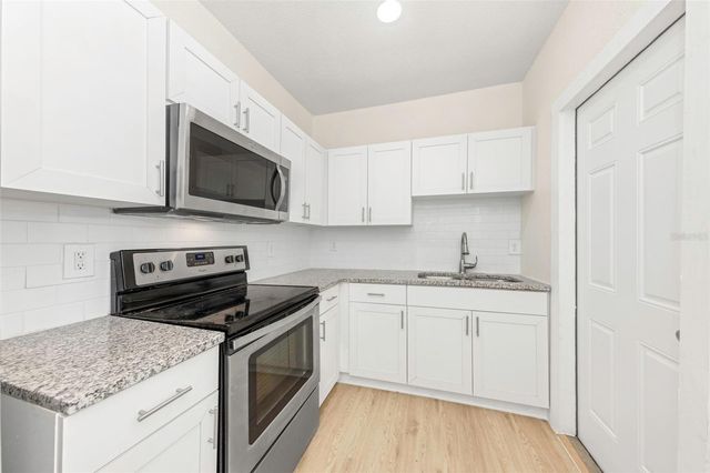 779 4TH AVENUE N 1, St Petersburg, FL 33701