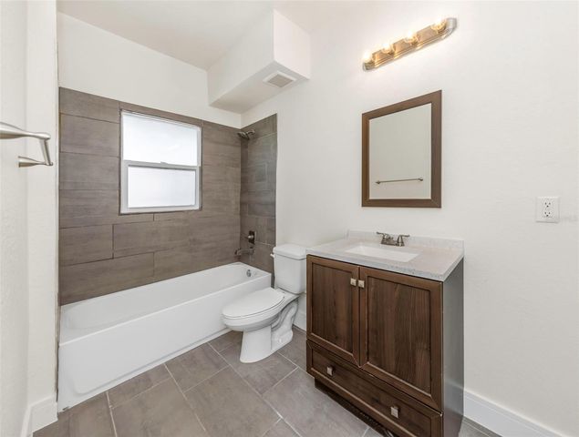 779 4TH AVENUE N 1, St Petersburg, FL 33701