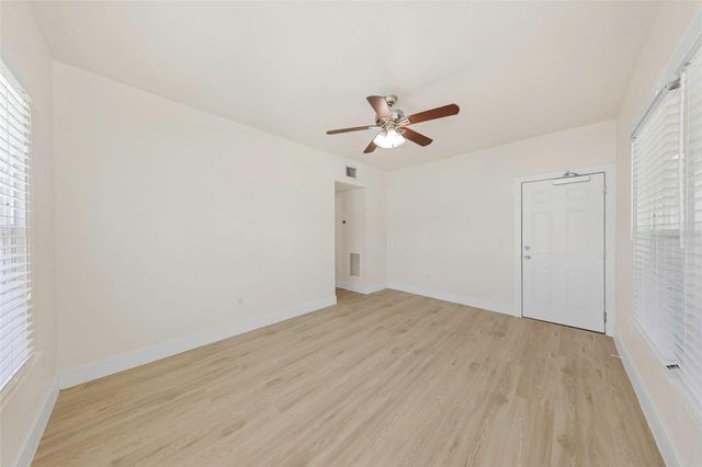 779 4TH AVENUE N 1, St Petersburg, FL 33701