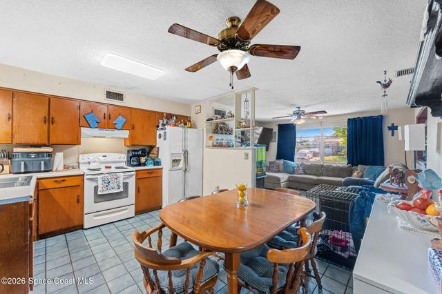 2846 Davis Lane, Rockledge, FL 32955