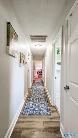 1907 West Hobbs Street, Athens, AL 35611