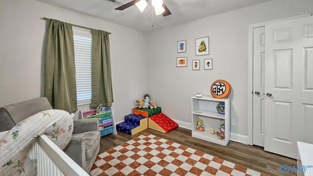 1907 West Hobbs Street, Athens, AL 35611