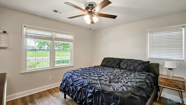 1907 West Hobbs Street, Athens, AL 35611
