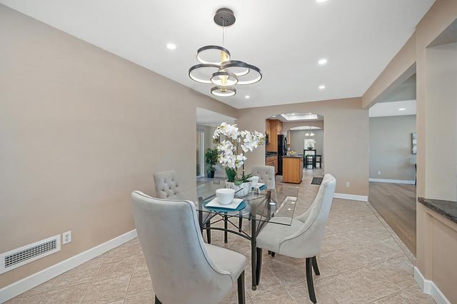 20 Keel Ct, Sacramento, CA 95831