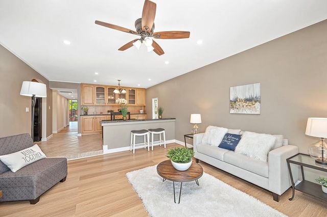 20 Keel Ct, Sacramento, CA 95831