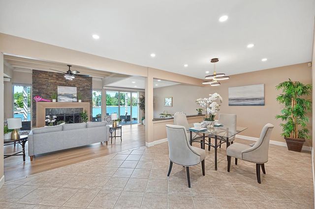 20 Keel Ct, Sacramento, CA 95831