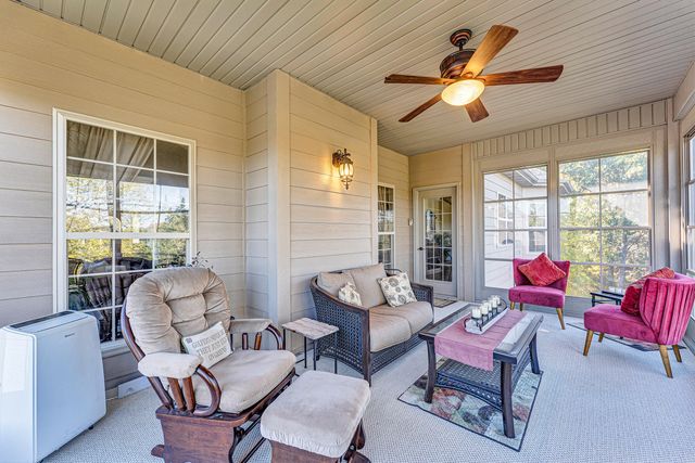 860 Silvercliff Way, Branson West, MO 65737