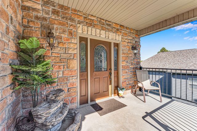 860 Silvercliff Way, Branson West, MO 65737