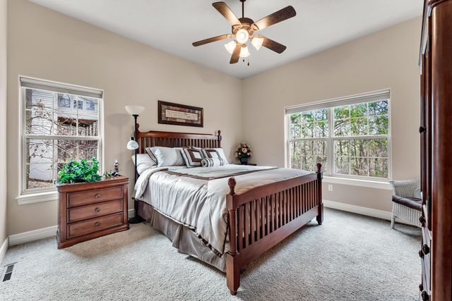 860 Silvercliff Way, Branson West, MO 65737