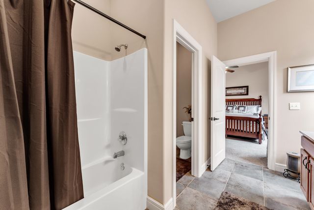 860 Silvercliff Way, Branson West, MO 65737