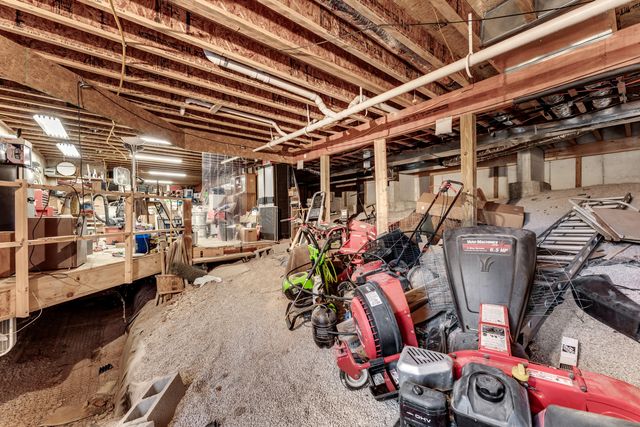 860 Silvercliff Way, Branson West, MO 65737