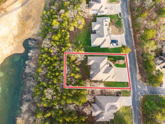 860 Silvercliff Way, Branson West, MO 65737