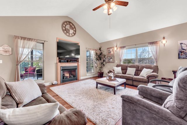 860 Silvercliff Way, Branson West, MO 65737