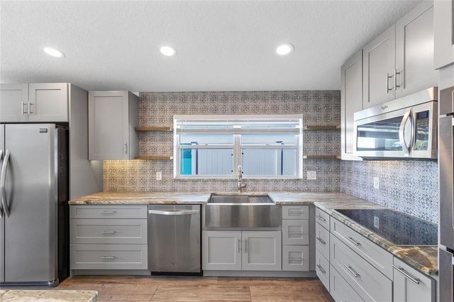 2501 REEF COURT, Orlando, FL 32805