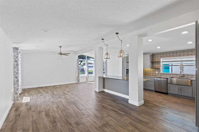 2501 REEF COURT, Orlando, FL 32805