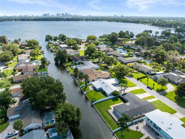 2501 REEF COURT, Orlando, FL 32805
