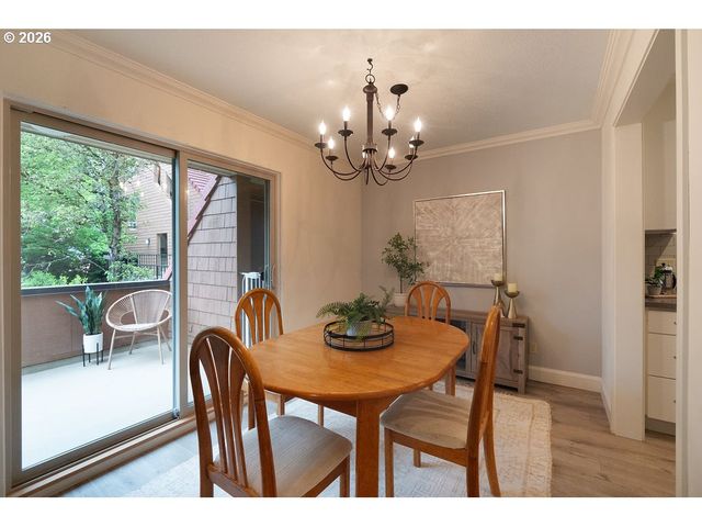 112 OSWEGO Smt, Lake Oswego, OR 97035