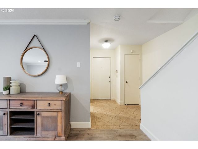 112 OSWEGO Smt, Lake Oswego, OR 97035