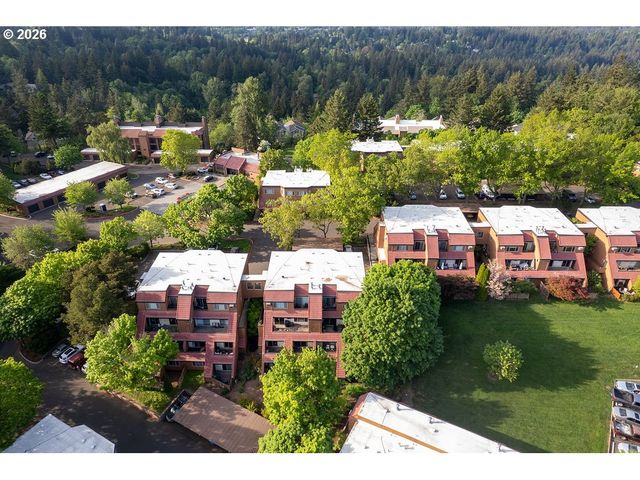 112 OSWEGO Smt, Lake Oswego, OR 97035