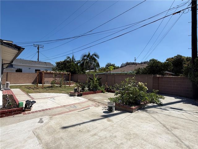 616 S Boxwood, Anaheim, CA 92802