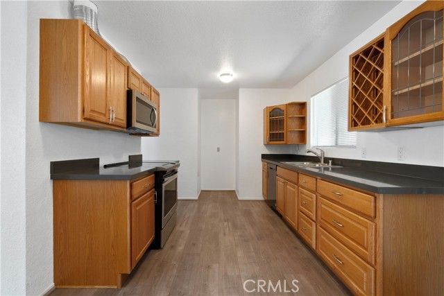 1911 N Summit, Pasadena, CA 91103