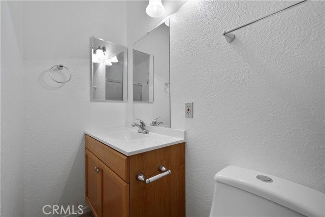 1911 N Summit, Pasadena, CA 91103