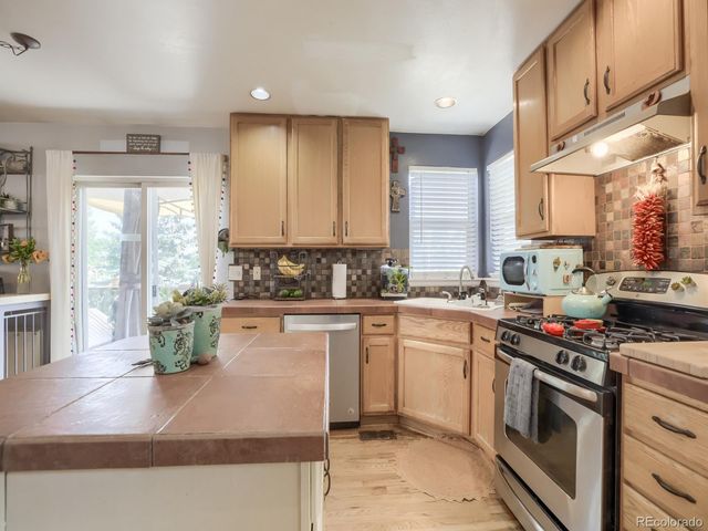 565 Arbor Drive, Lafayette, CO 80026