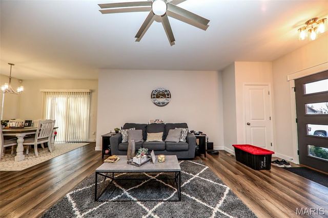 1824 Appleton Court, Maryville, IL 62062