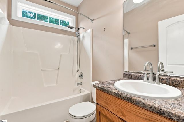 608 Mandeville Drive, Boiling Springs, SC 29316