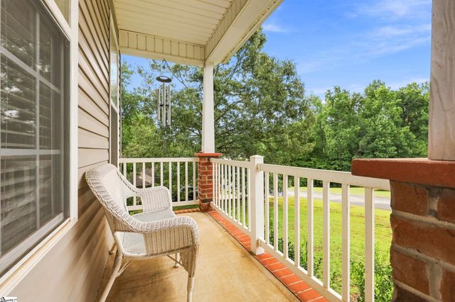 608 Mandeville Drive, Boiling Springs, SC 29316