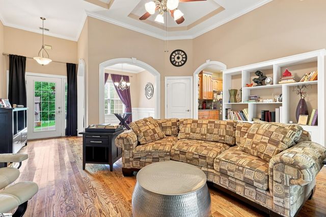 608 Mandeville Drive, Boiling Springs, SC 29316