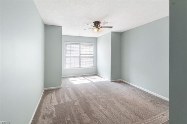 103 Kevin CT, Yorktown, VA 23692