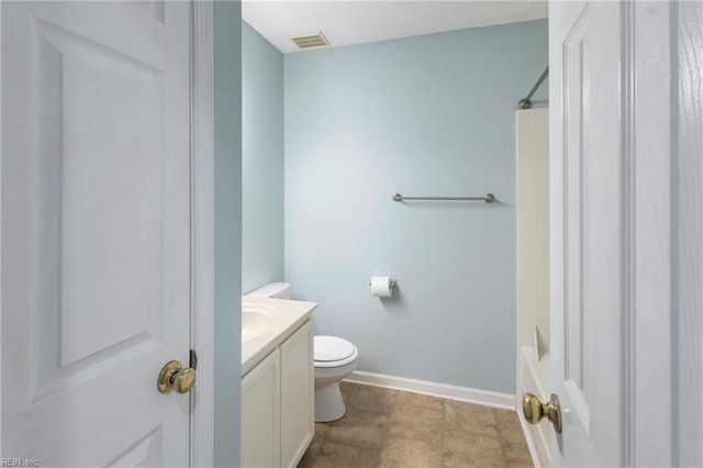 103 Kevin CT, Yorktown, VA 23692