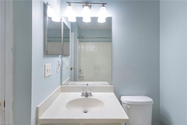 103 Kevin CT, Yorktown, VA 23692