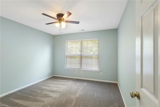 103 Kevin CT, Yorktown, VA 23692