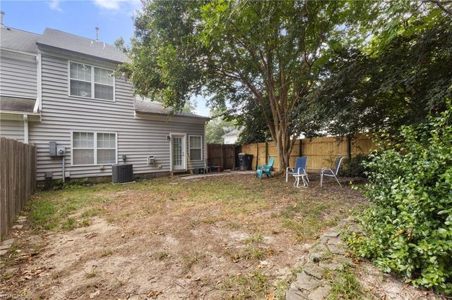 103 Kevin CT, Yorktown, VA 23692