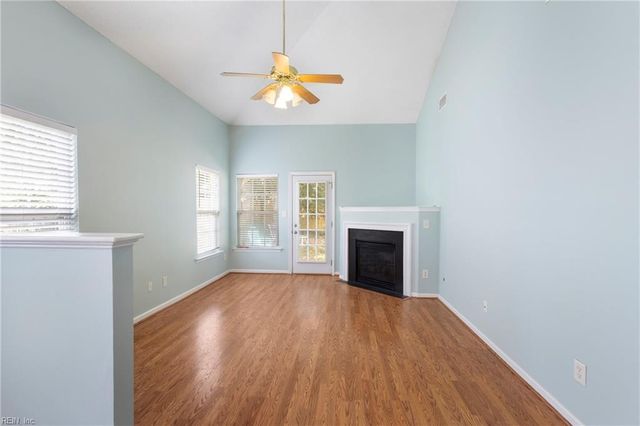 103 Kevin CT, Yorktown, VA 23692