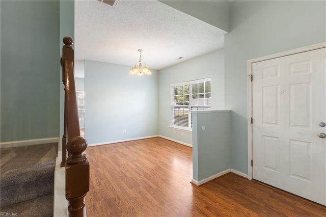 103 Kevin CT, Yorktown, VA 23692