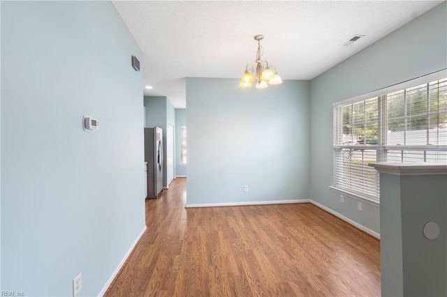 103 Kevin CT, Yorktown, VA 23692