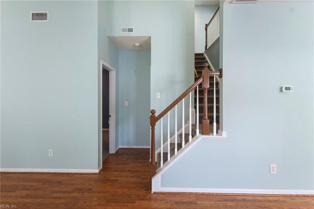 103 Kevin CT, Yorktown, VA 23692